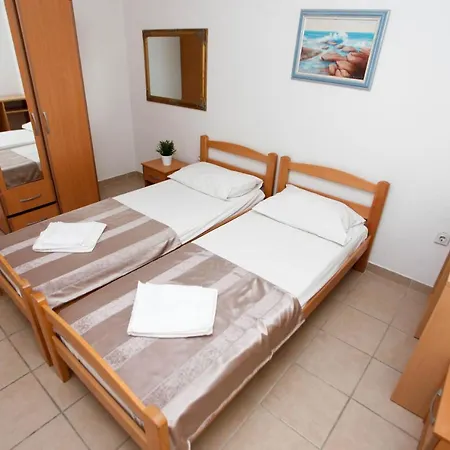 Bed & Breakfast Nika Makarská